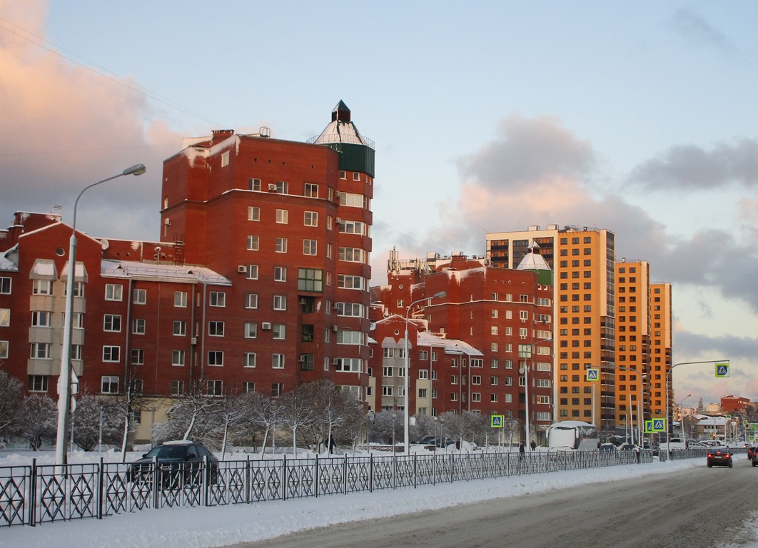 Сколько каких жителей живет в Сосновом Бору