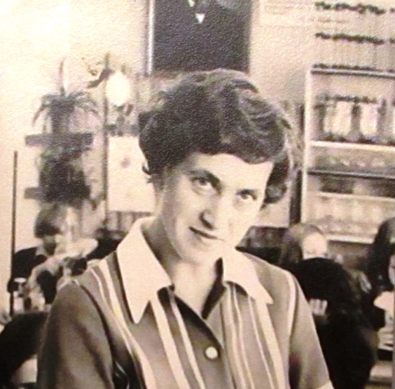 Любимая учительница, лучший руководитель образования. Людмиле Моховиковой исполнилось 85 лет