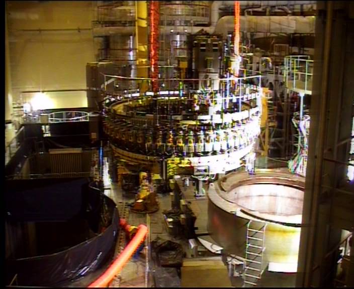 Реактор блока № 6 ЛАЭС собран. Теперь его будут проверять на плотность / Фото предоставлено управлением информации и общественных связей атомной станции