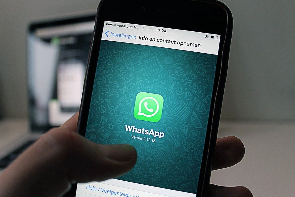На каких телефонах перестанет работать WhatsApp с 24 октября