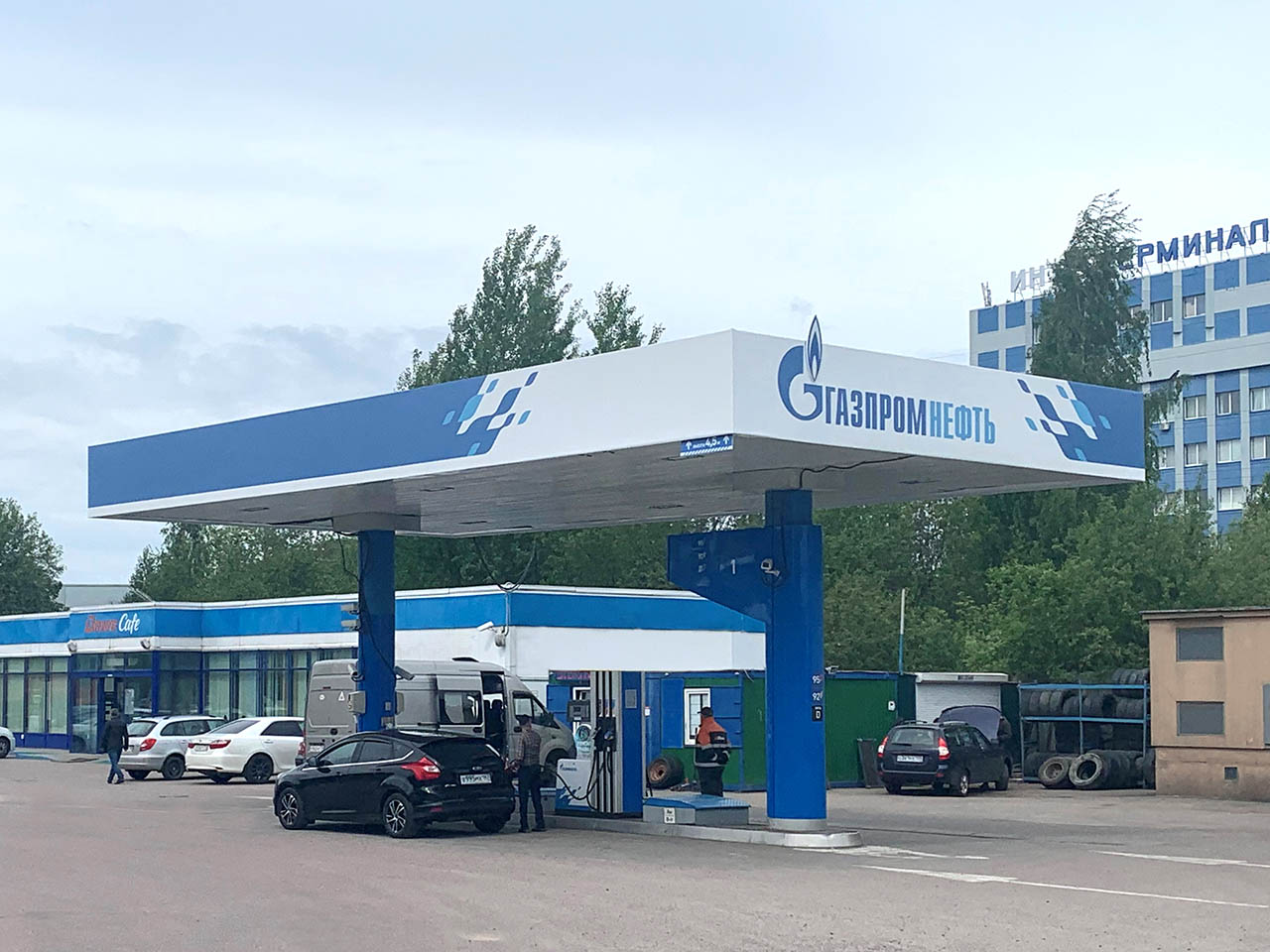 Сеть АЗС «Газпромнефть» увеличилась до 101 станции в Санкт-Петербурге и Ленинградской области