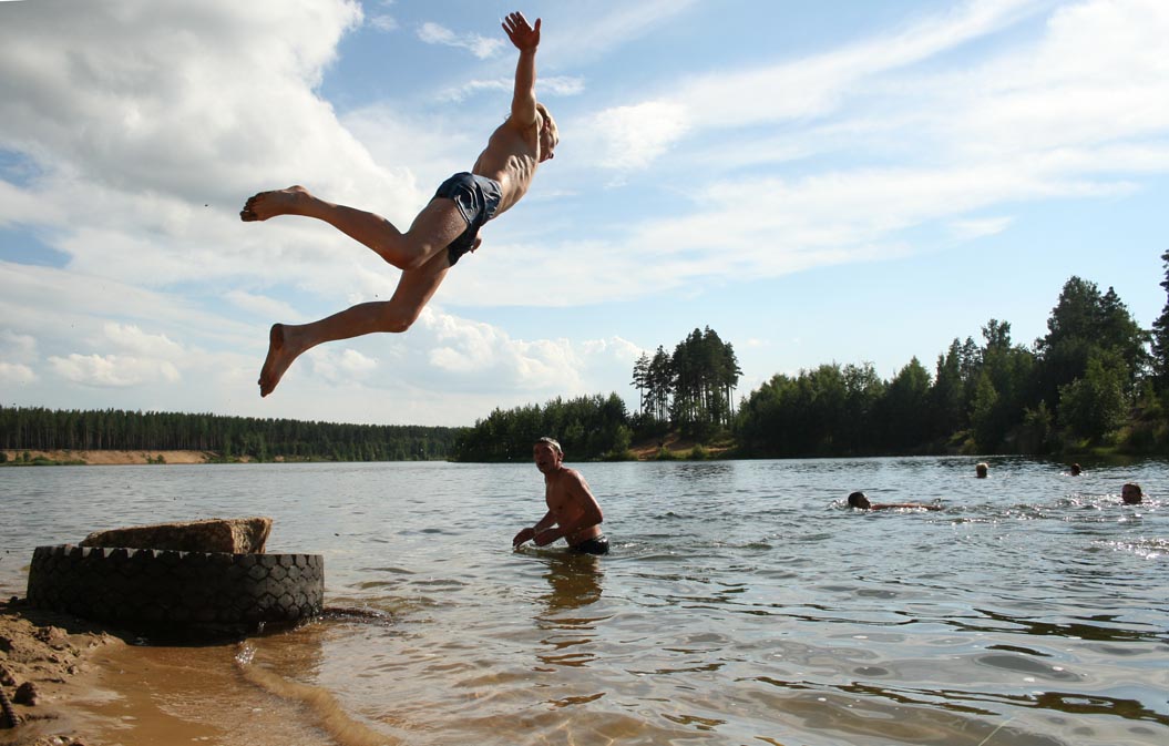 В карьерах Соснового Бора могут запретить купаться / Фото: Юрий Шестернин