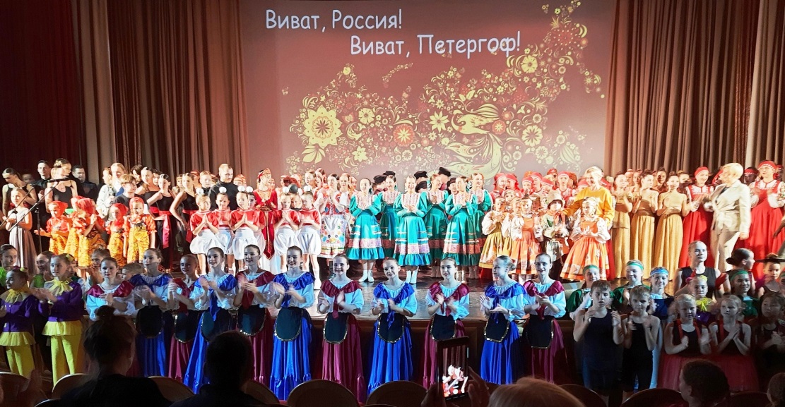 Сосновоборский ансамбль «Задоринки» стал лауреатом фестиваля искусств «Виват, Петербгоф!»