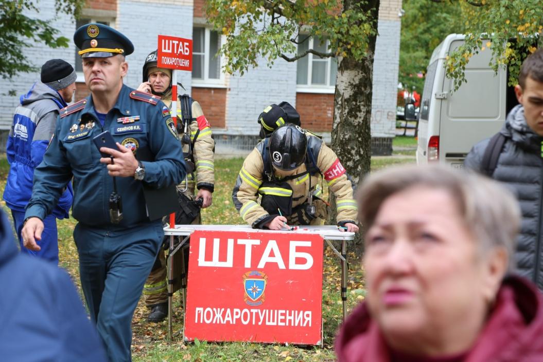 В Сосновом Бору состоялись масштабные пожарные учения / Фото: Юрий Шестернин