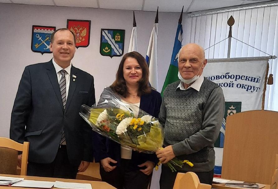 Главного знатока сосновоборского самоуправления Геннадия Алмазова (на фото — справа) поздравили с юбилеем