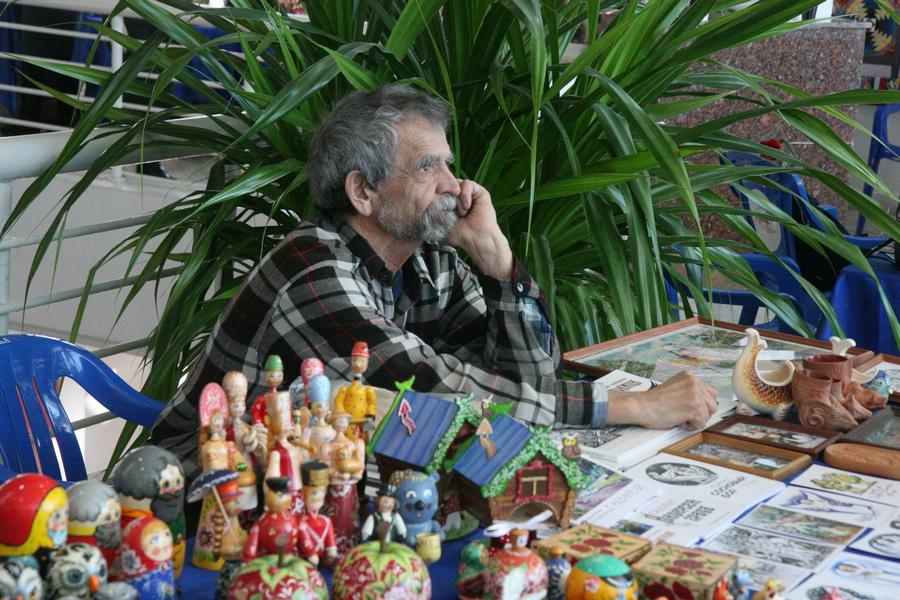 В Сосновом Бору стартовала традиционная выставка-ярмарка «Жар-птица»