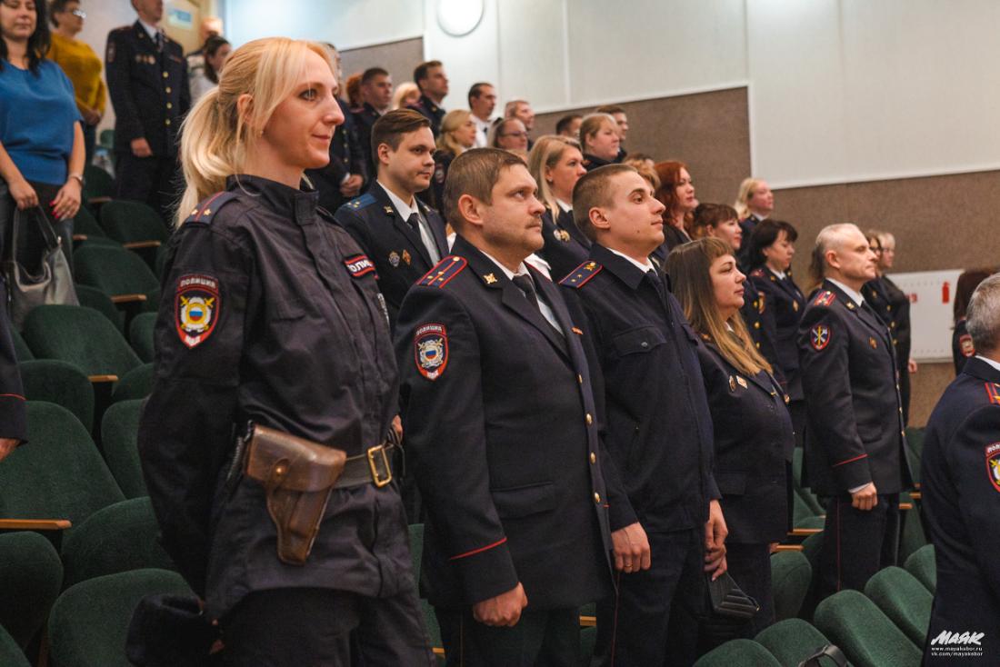 Спасибо за службу. Полицейские Соснового Бора отметили свой  профессиональный праздник | 11.11.2023 | Сосновый Бор - БезФормата