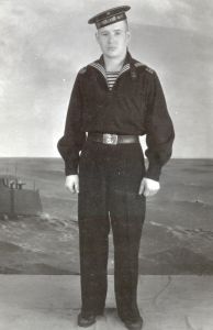 Всеволод Петрович Галашов, брат отца, с 13 лет, с 1942 года, служил на катере «Морской лев» под началом капитана Ишеева Василия Егоровича