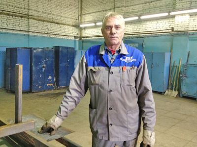 Алексей Денисов,  слесарь по ремонту  автомобилей