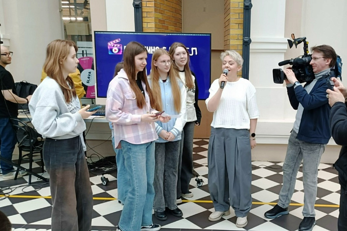 Команда медицентра «СЛОН» из ЦРТ завоевала призы первого форума «БлогКиноФорум.Дети» в Петербурге