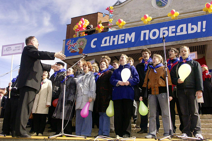 Профессия — музыкант, миссия — просветитель. Юрий Ванаев отмечает юбилей