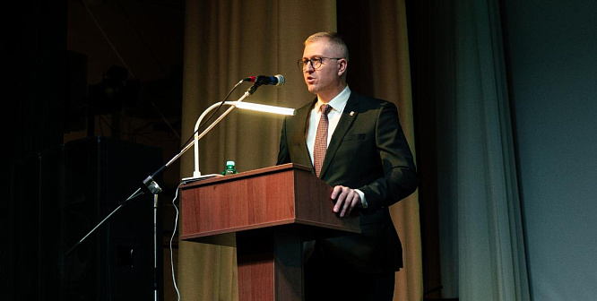 Глава Соснового Бора Михаил Воронков представит отчет о работе в 2025 году