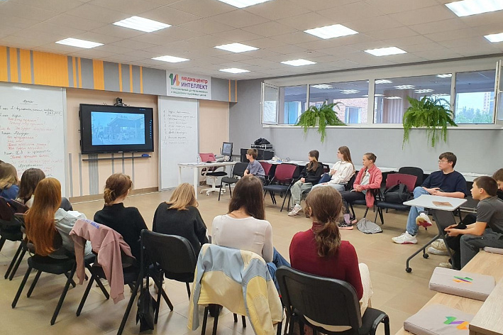 В сосновоборском ЦРТ завершилась летняя бизнес-смена