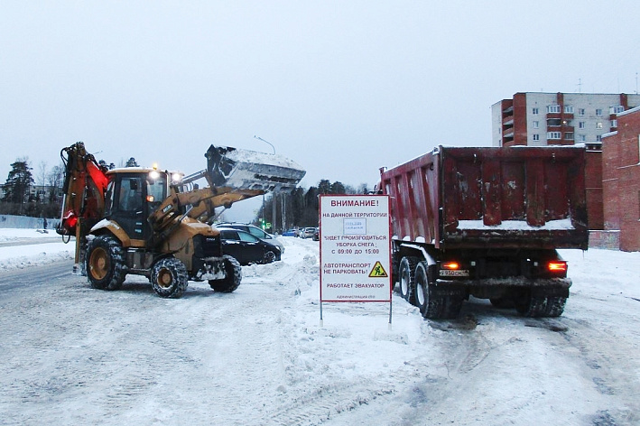  Замена светильников и очистка ливневки. Заботы коммунальщиков на пороге весны