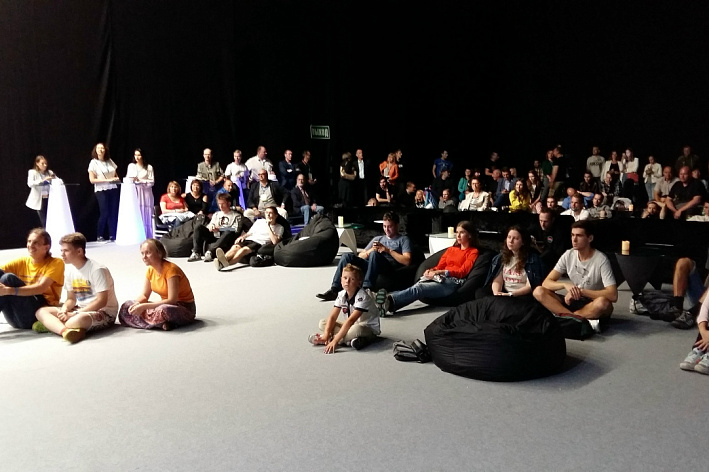 Конкурс «U-235. Новые песни» ищет юные таланты в Сосновом Бору 