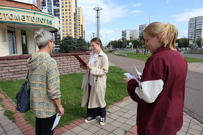 «Бегущая книга»: сосновоборские библиотеки провели интеллектуальный забег в День знаний