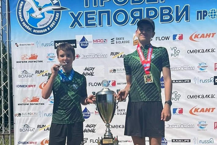 По скользкой трассе в жару. Лыжники «Малахита» успешно пробежались вокруг Хепоярве 