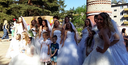 Куда и зачем бежали сосновоборские невесты? 