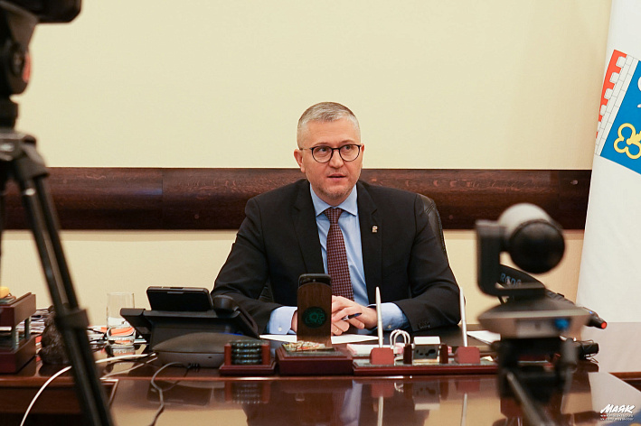 «Для нас стало нормой реализовывать все, что наметили на год»: глава Соснового Бора подвел итоги 2025 года