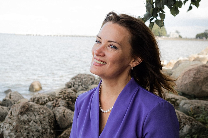 Директор ГКЦ «Арт-Карусель» Елена Фролова отмечена областной наградой 