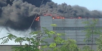 На кровле здания НИТИ произошел пожар