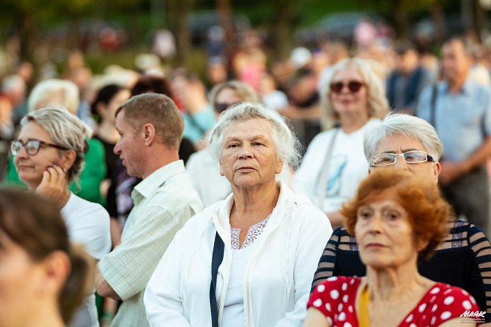 Какие льготы положены после 55 и 60 лет? Рассказываем на примере Соснового Бора