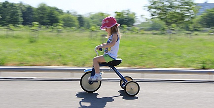 Детям ограничат езду на велосипедах