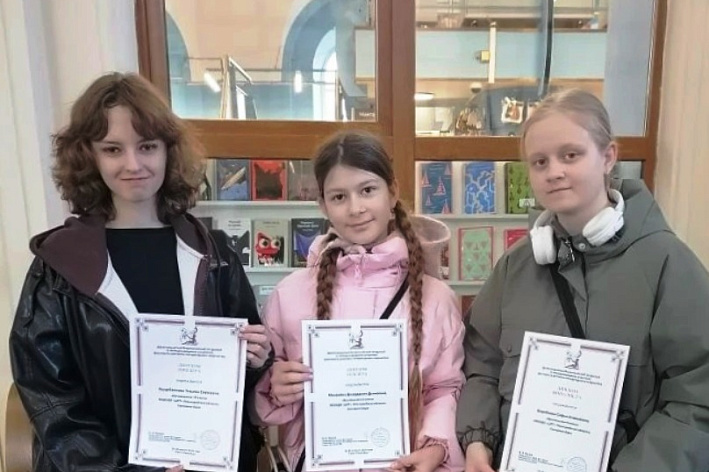 Литературные звёзды из Соснового Бора получили награды Всероссийского фестиваля 