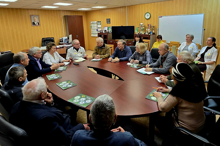 На встрече медиков ЦМСЧ №38 Соснового Бора и чернобыльцев говорили о здоровье ликвидаторов