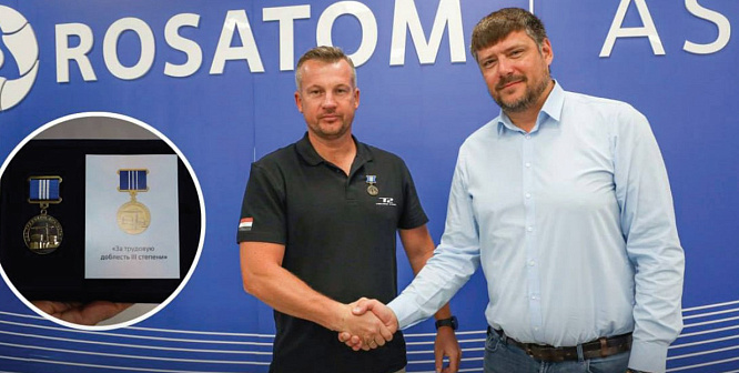 Титановец спас утопающих