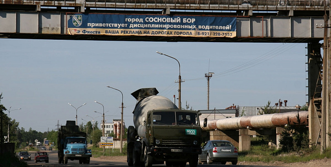 Движение грузовиков в Сосновом Бору ограничат на время просушки дорог