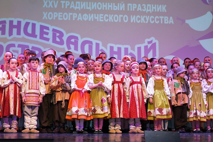 Остров красоты в бурном мире. Фестиваль «Танцевальный островок» прошел в 25-й раз