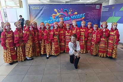 Сосновоборский ансамбль «Карамельки» привез награды с Фестиваля чудес