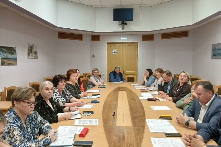 В сосновоборской Общественной палате обсудили вопросы городской системы образования