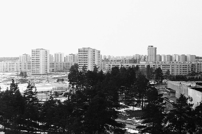 ...И белки заглядывали в окна домов. Сосновый Бор 80-х в зарисовке Эмиля Вунукайнена