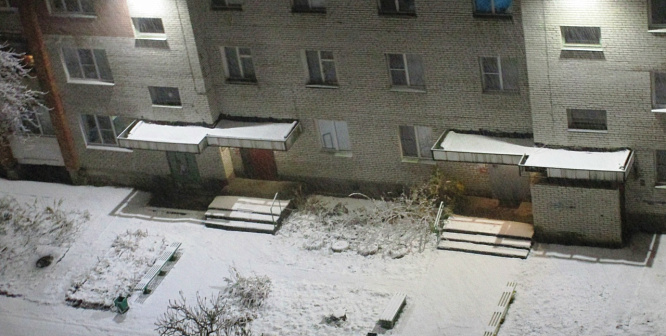 Премьера снегопада в Сосновом Бору не застала коммунальщиков врасплох 