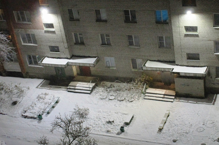 Премьера снегопада в Сосновом Бору не застала коммунальщиков врасплох 