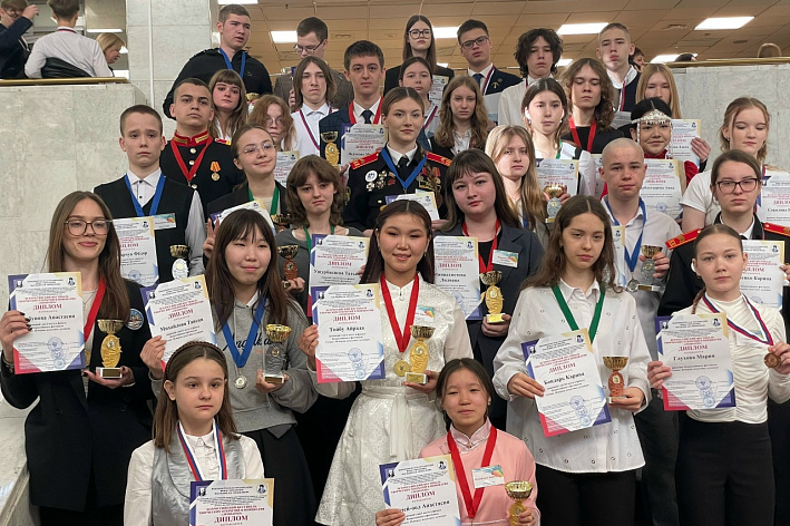 Ребята из сосновоборского ЦРТ показали блестящие результаты на всероссийском фестивале «Леонардо» в Москве