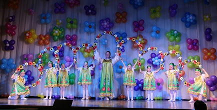 Счастье есть! Почему фестиваль «Разноцветная весна» собирает полные залы зрителей