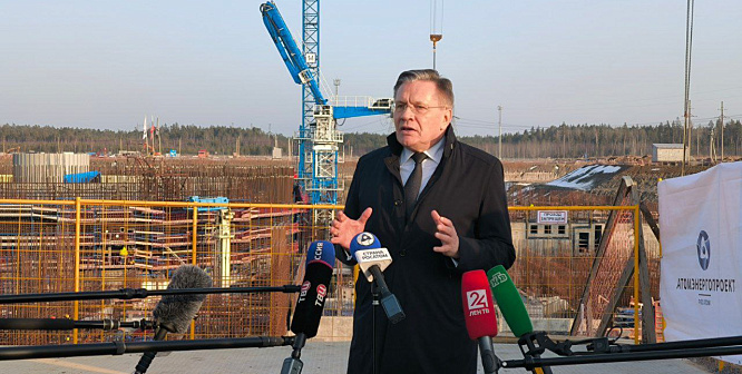 Глава Росатома и губернатор Ленобласти оценили ход строительства новых энергоблоков Ленинградской АЭС в Сосновом Бору