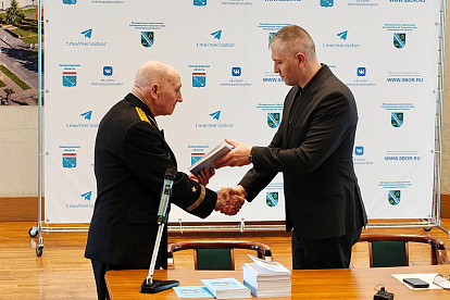 Подводник Николай Денисов представил две своих книги в Сосновом Бору