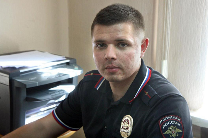 В Сосновом Бору сотрудник полиции Константин Шаршутин может стать «Народным участковым». Поддержите его