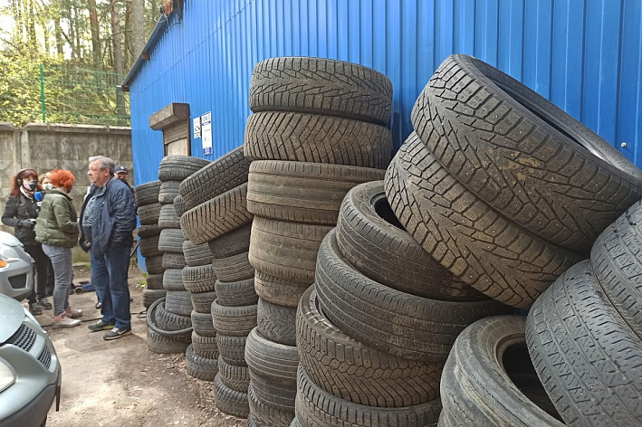 Бизнесу — нельзя: в администрации Соснового Бора призвали не нарушать правила утилизации шин 