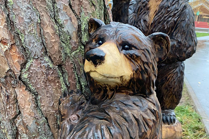 В Сосновом Бору появилась своя версия знаменитых медвежат Шишкина