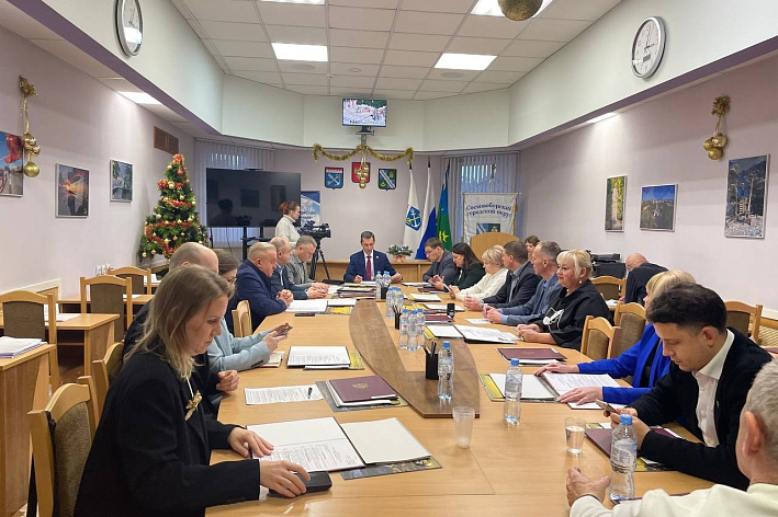 В новый год — без долгов. Расходы Соснового Бора в 2025 году впервые превысят 5 миллиардов рублей