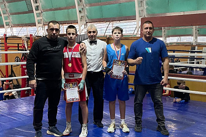 Юный боксер из Соснового Бора завоевал первое место на турнире в Отрадном