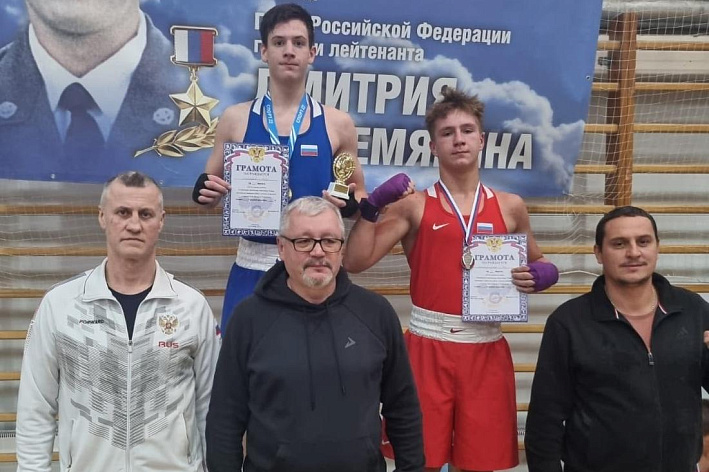 Победы воспитанников сосновоборского «Малахита» на ринге