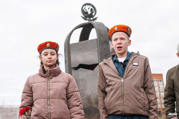 Кадеты из Петербурга познакомились с Ленинградской АЭС и почтили память героев Чернобыля