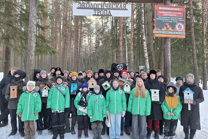 Зелёные пионеры и студенты стройотрядов позаботились о птицах на экотропе к Калищенскому озеру