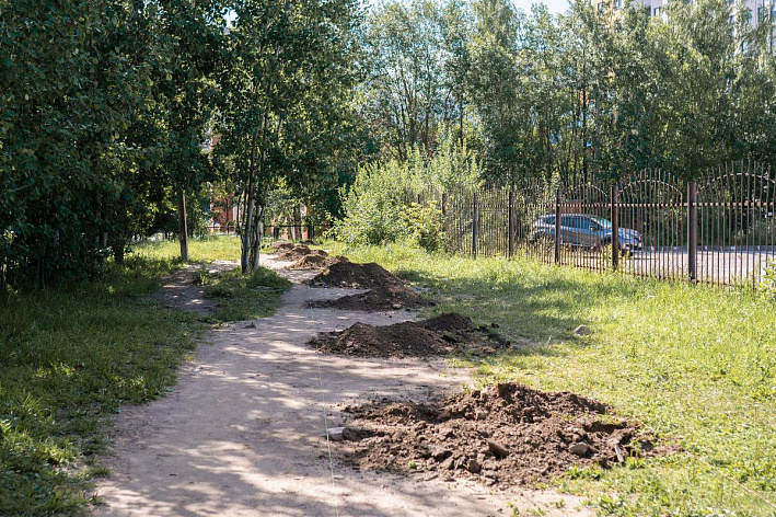 В Сосновом Бору началось благоустройство пешеходной дорожки от ЖК «Рантала»